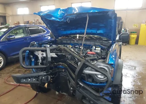 2023 Ford Bronco Badlands z USA, uszkodzony, nr VIN 1FMEE5DP1PLB49100